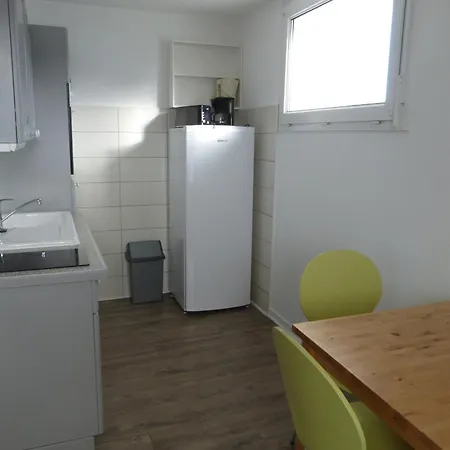 Дом отдыха Maison Cosy A Barbatre, Proche Plage, Jardin, 2 Pers. - Fr-1-823-39 Barbatre