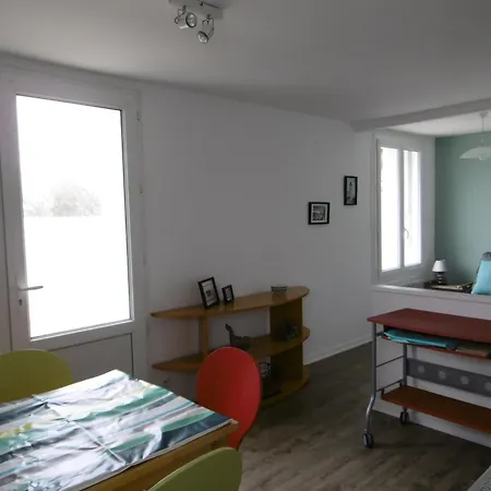 Maison Cosy A Barbatre, Proche Plage, Jardin, 2 Pers. - Fr-1-823-39 *