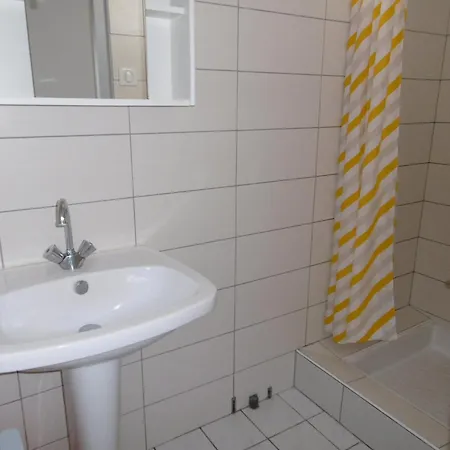 Maison Cosy A Barbatre, Proche Plage, Jardin, 2 Pers. - Fr-1-823-39 Holiday home