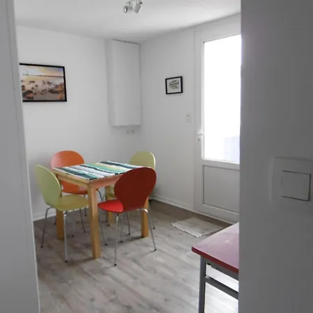 Maison Cosy A Barbatre, Proche Plage, Jardin, 2 Pers. - Fr-1-823-39 *